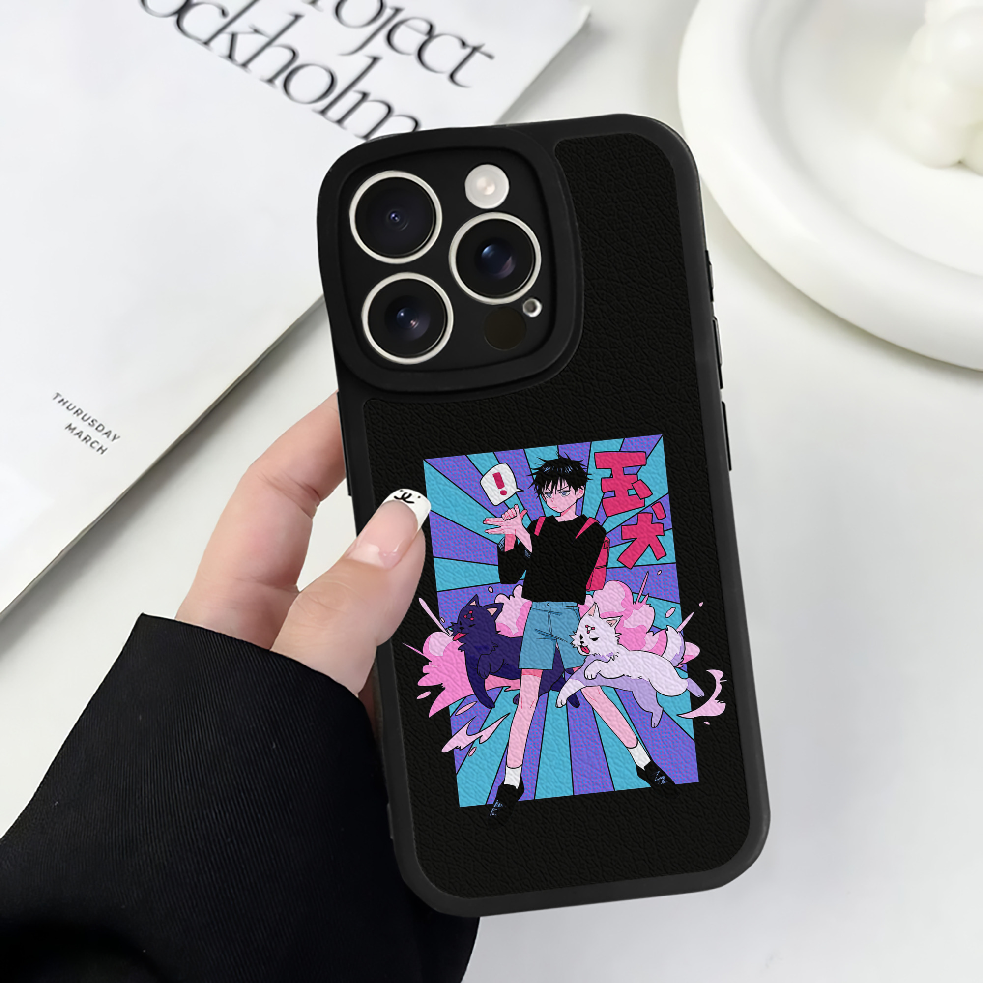 （画像用） 呪術廻戦 Jujutsu Kaisen 【iPhone 16シリーズ対応】シリコンスマホケース（レザー調） 材質：シリコン